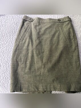 LOFT Grey Petite Skirt with Button Accent